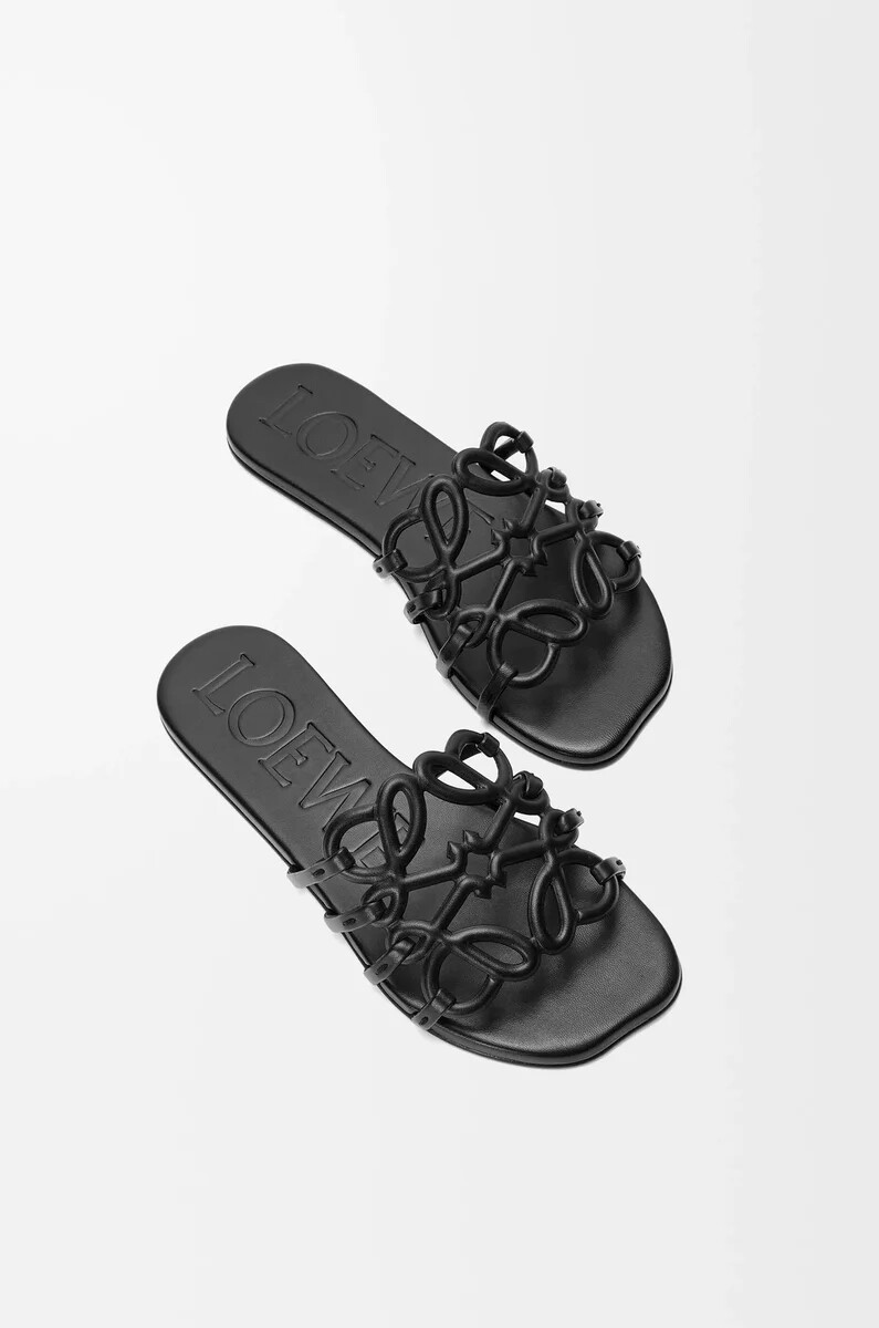 sandalias petal anagram en suave piel de becerro negra