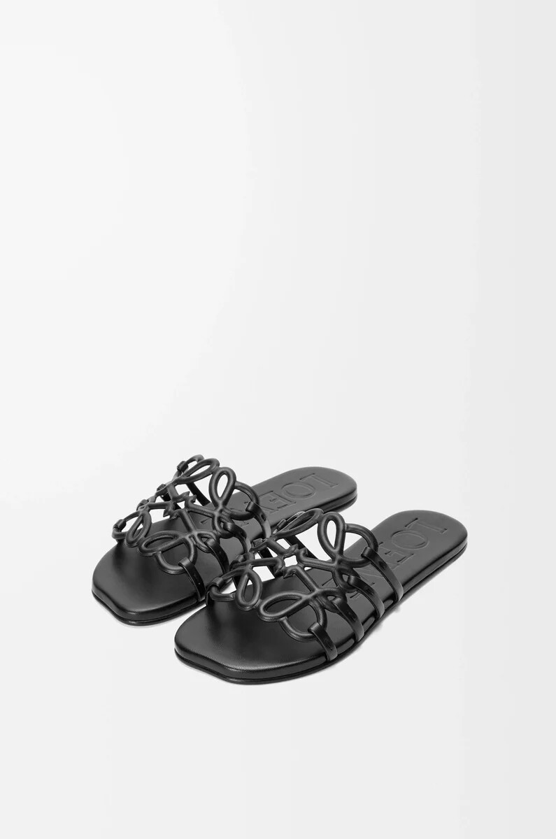 sandalias petal anagram en suave piel de becerro negra