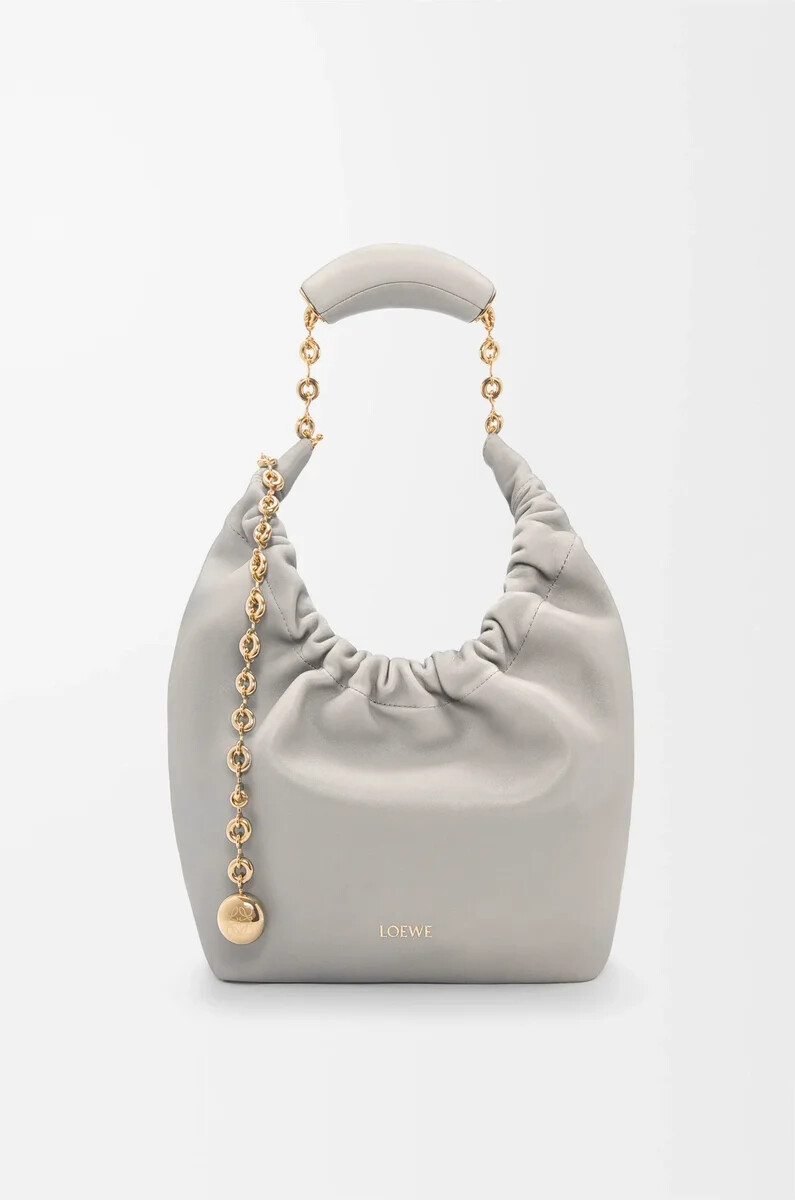 bolso pequeño de piel de cordero napa suave color gris concha